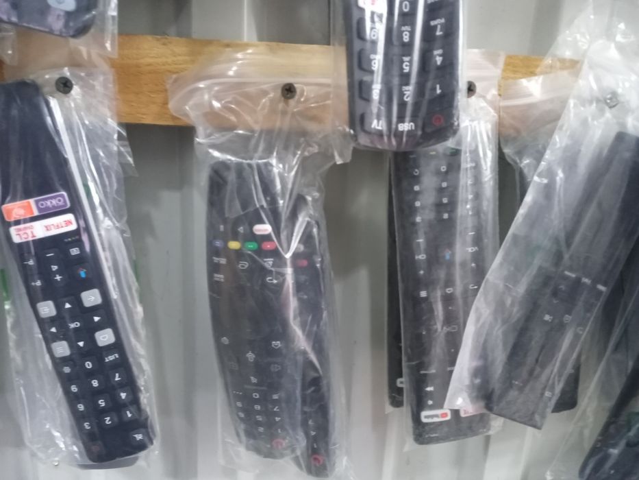 Имеются пульты от телевизора новые