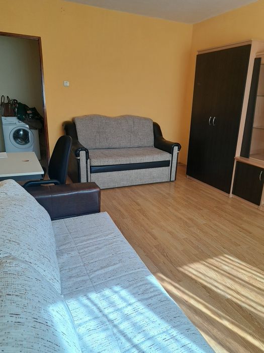 Inchiroez apartament cu 1 camera