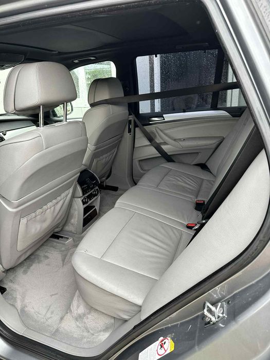Vand Bmw X5 2008 sau Schimb