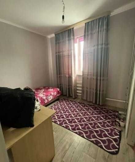 Сдам дом в аренду в центре города.