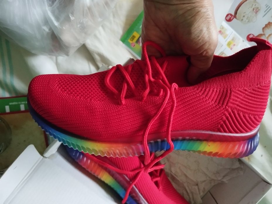 Продам мокасины женские