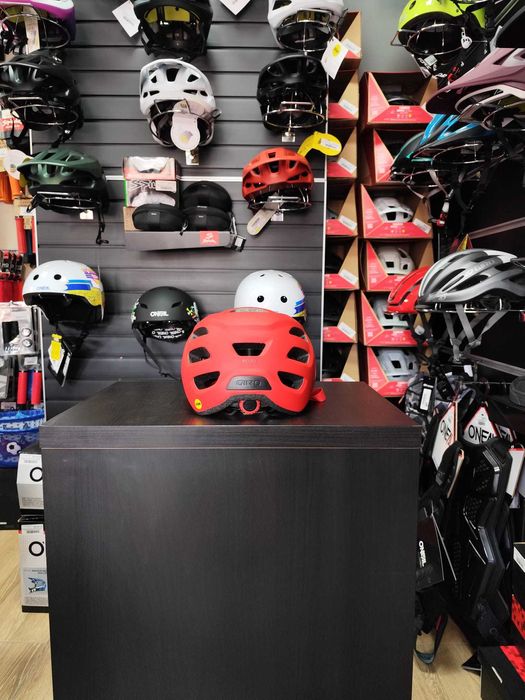 Casca GR Fixture Mips MAT TRM RED