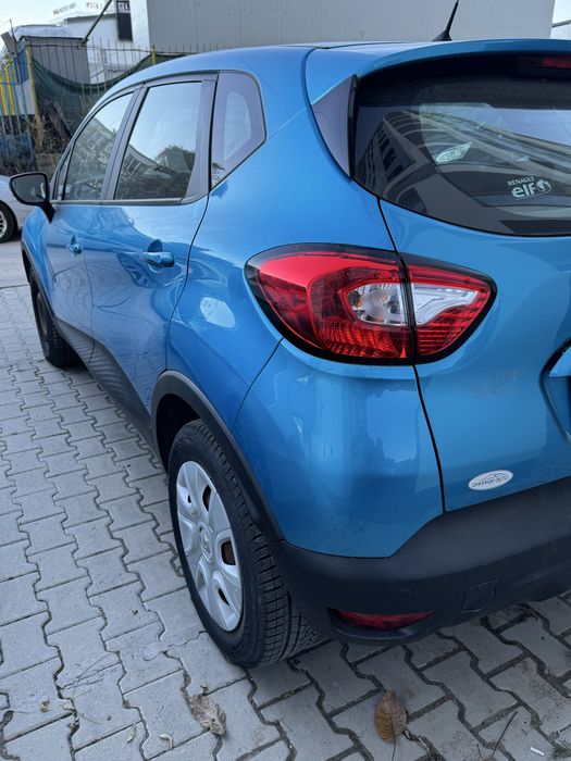 Продавам Renault Captur 0.9 бензин 2016