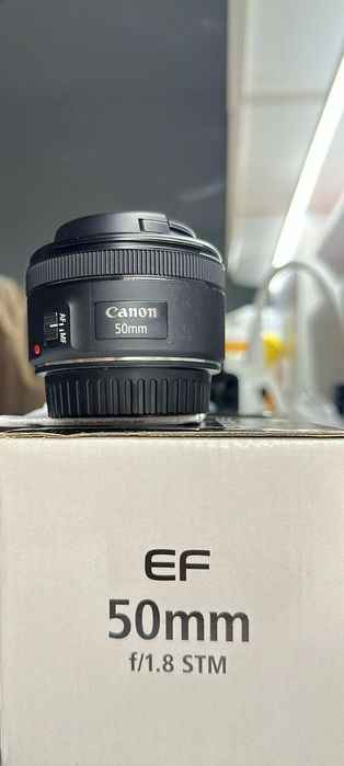 Canon EF 50mm f/1.8 STM