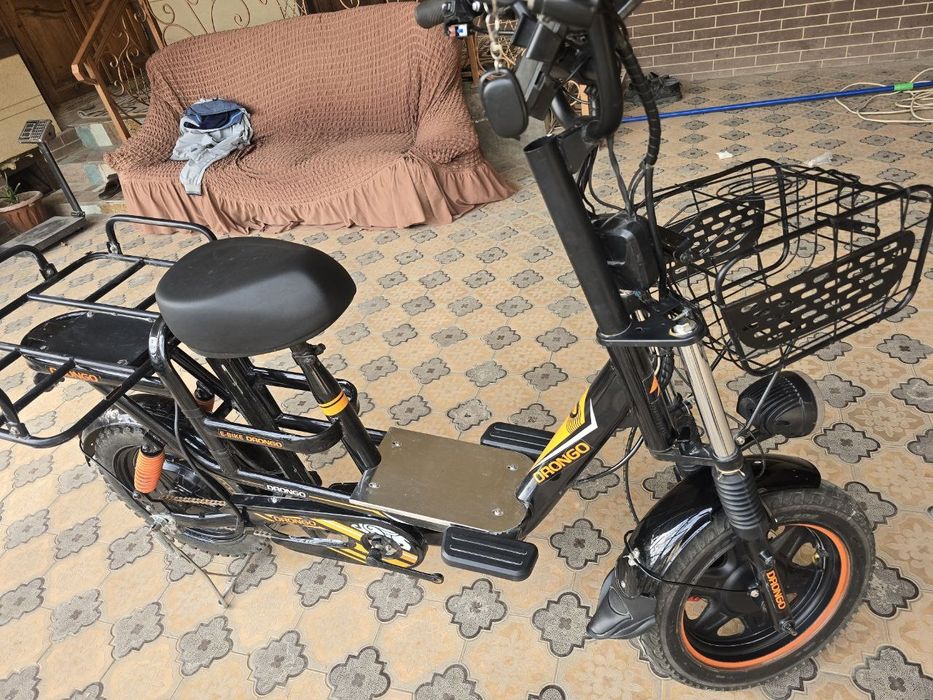 Drongo monstr yengde