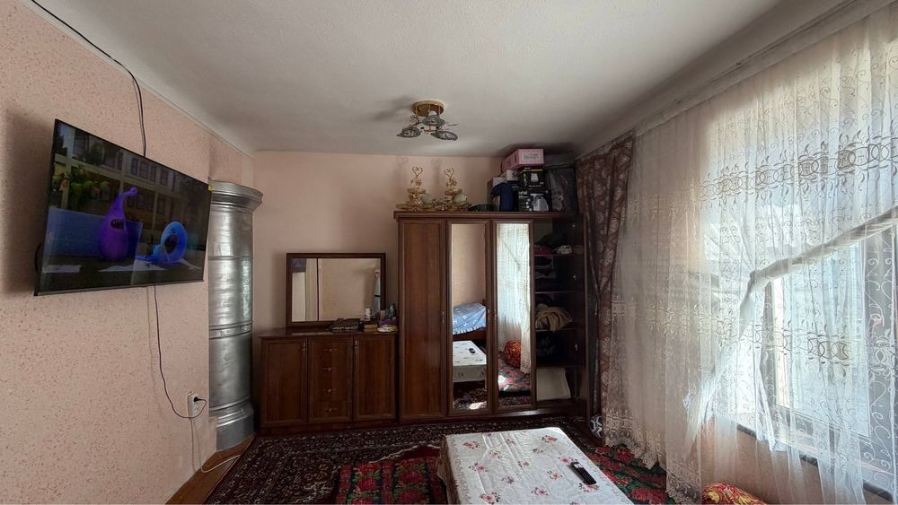 Uy sotiladi hovli yunosobod