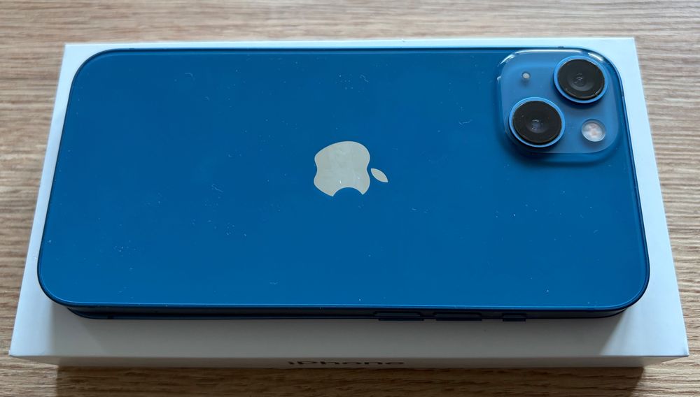 iPhone 13 128GB, перфектен, батерия 100%