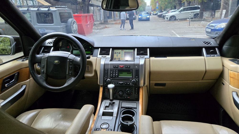 Джип Land Rover Range Rover Sport HSE