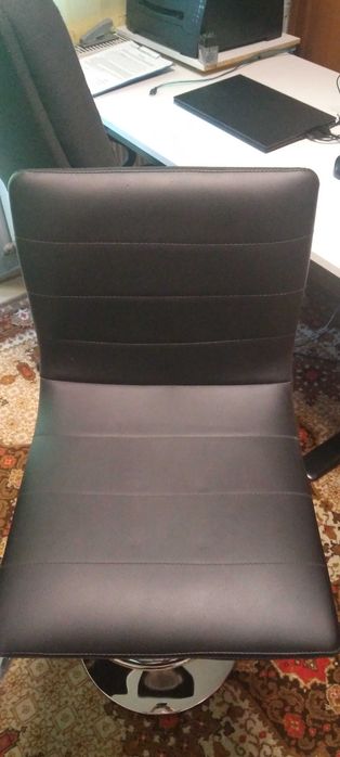 vand 2 scaune de bar