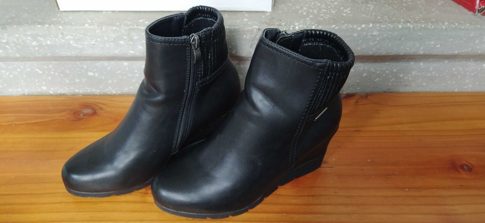 Botine cu talpa ortopedica