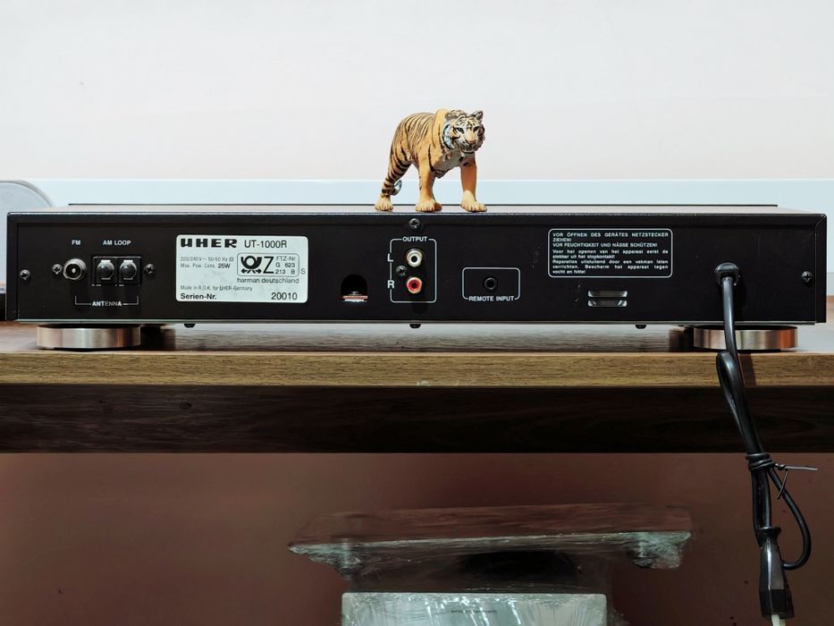 Uher UT-1000R. Tuner premium. Din vremuri de aur. Ca nou. Preț fix !