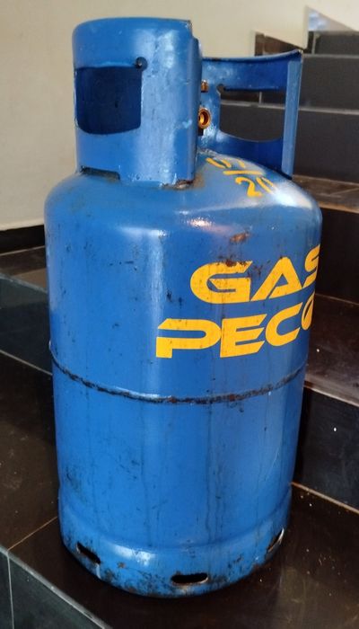 Butelie aragaz cu guler   13 kg  petrom