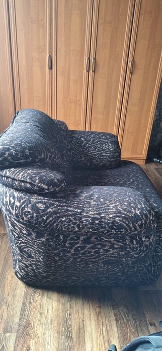 Кресло две штуки