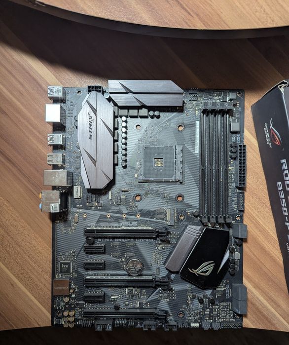 Placa de baza gaming ASUS ROG Strix B350-F AM4