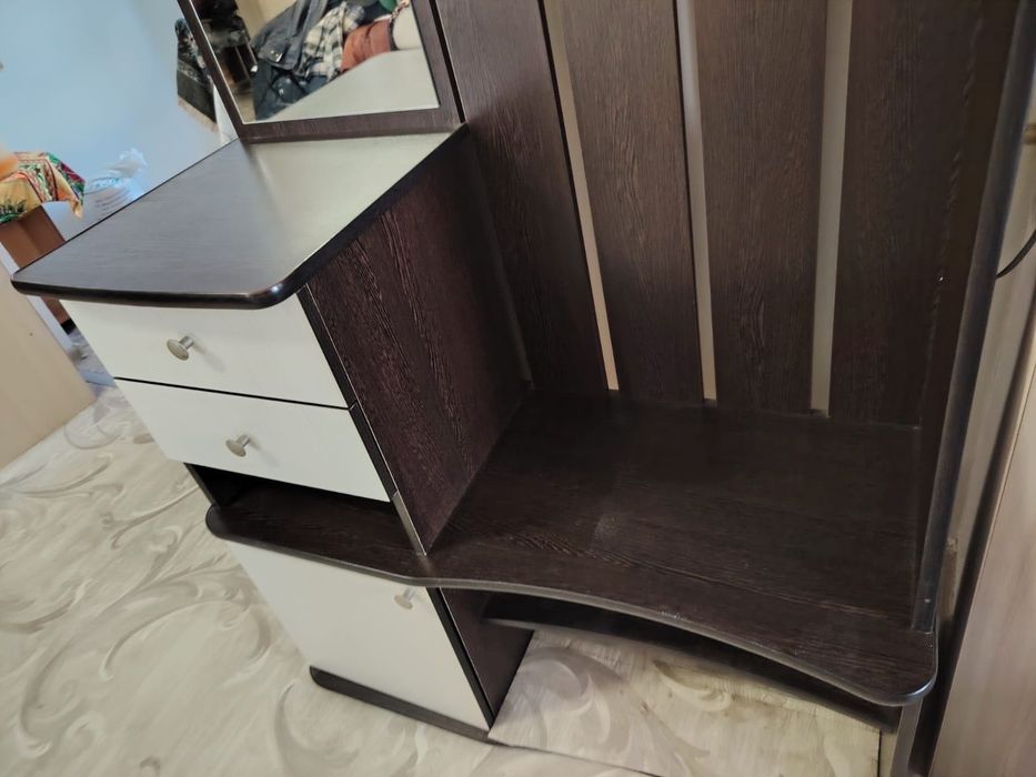 Шкаф стенка в прихожую
