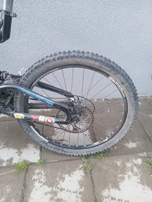 Bicicleta full-suspension Scott