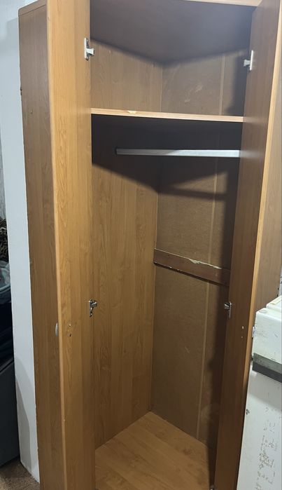 Плательный шкаф угловой