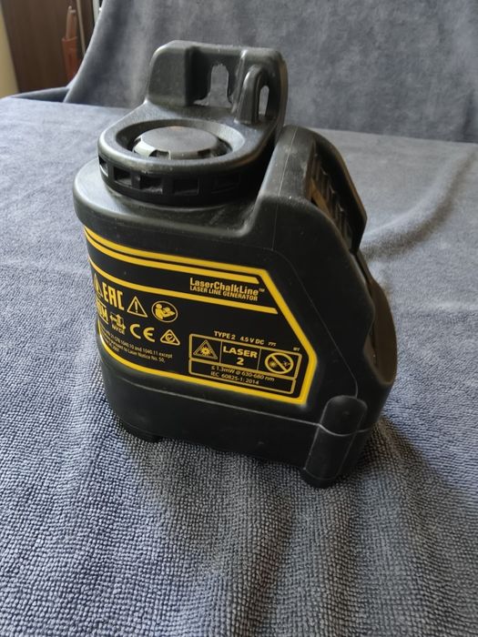 Лазерен нивелир DeWalt DW088.