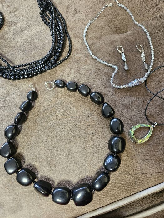 Ръчно изработени бижута