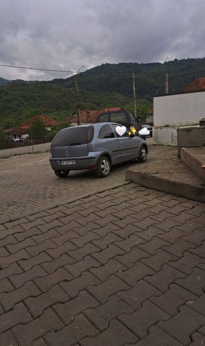Vând Opel corsa c 1.0 benzina