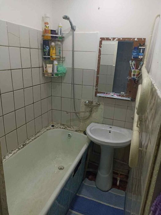 3 xonali Uy sotiladi