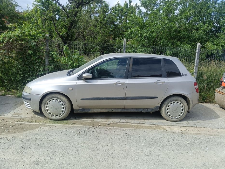 Vind Fiat stilo 2004 stare f bună de funcționare preț 800 euro