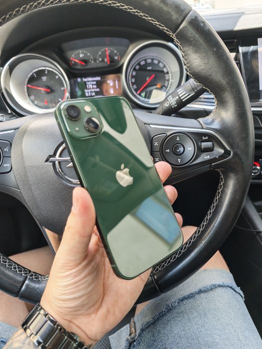 iPhone 13 Green 94% 128GB stare foarte buna totul original liber retea.