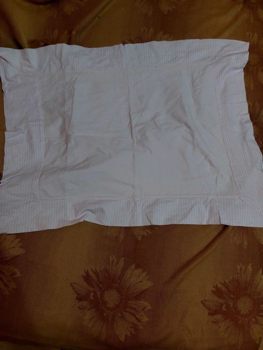 Продавам детски одеала,пелени  и пликове