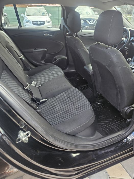 Opel  Astra  din 2018 1.6 disel !