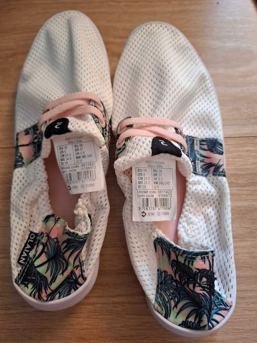 Дишащи/ аква обувки Olaian