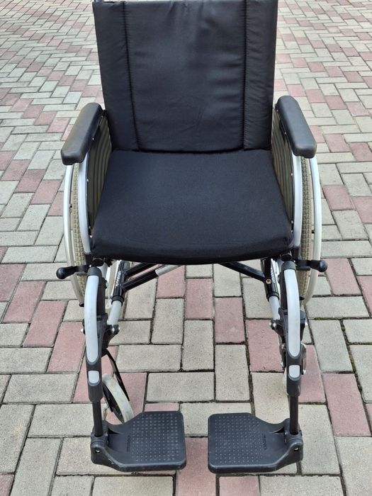 Инвалидная коляска