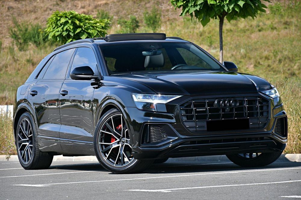 Audi Q8 55 S-Line 2021