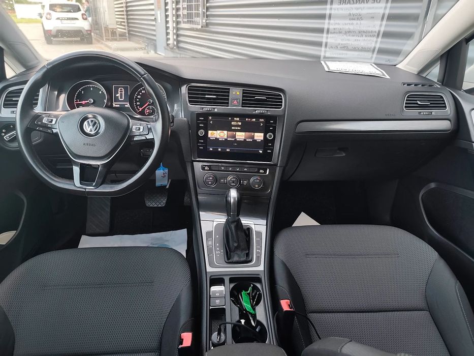 Volkswagen Golf 7.5 DSG Alb Perlat 2018 Nr roșii
