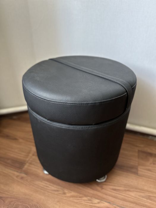 Новый кожаный пуфик с хранением