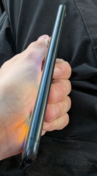iPhone SE 3 64гб