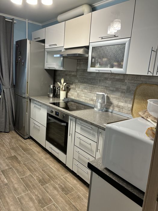 Продам кухонный гарнитур