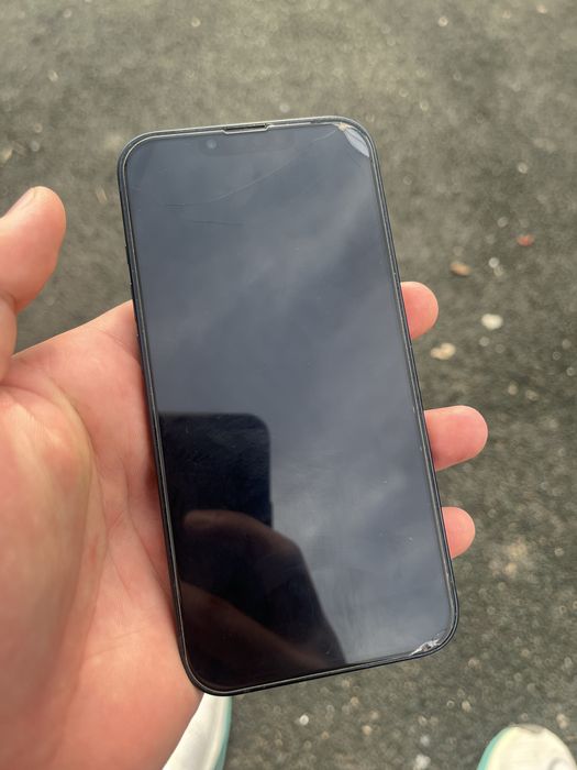 Айфон 13 128 ГБб