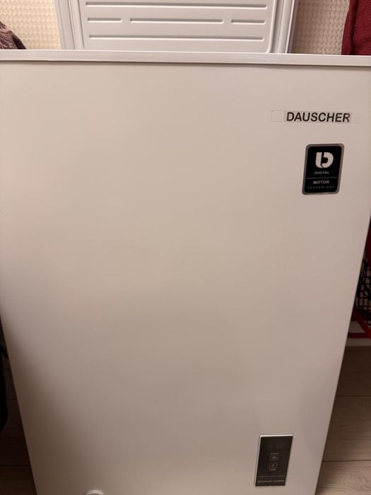 Продам морозильную камеру Daushcer