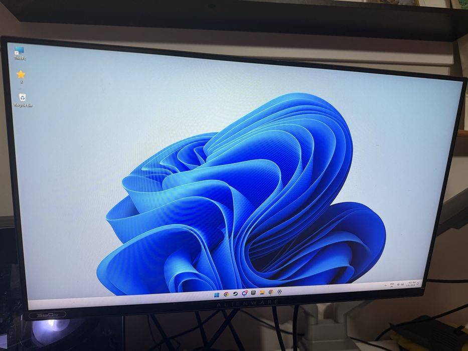 Monitor alienware 360 hz AW2521H