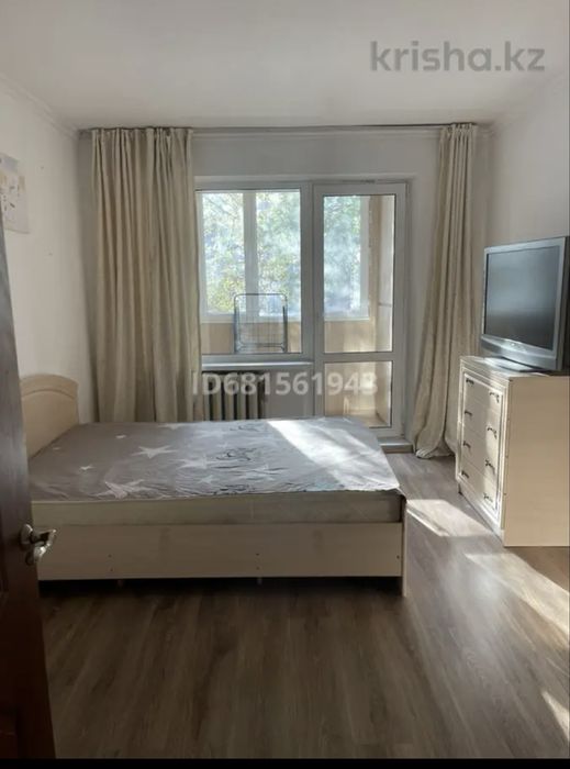 Продам квартиру 3 -ех комнатную