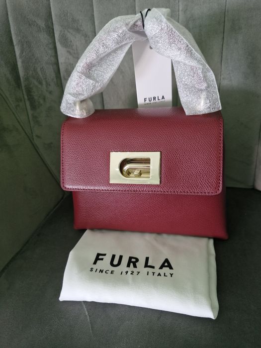 Дамска чанта Furla,