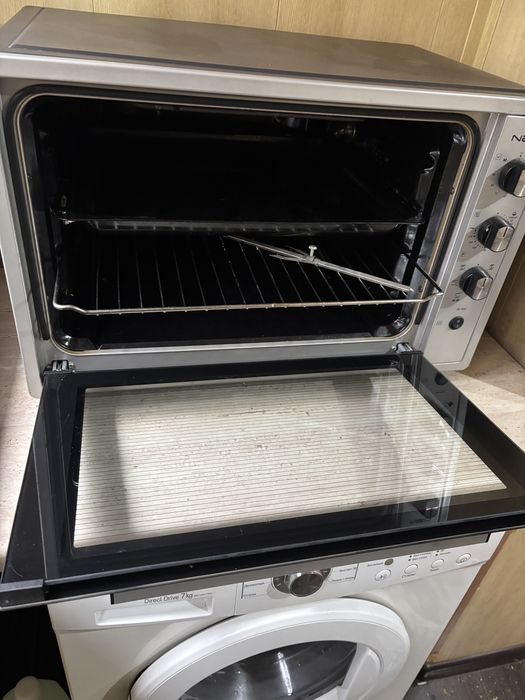 Продам электро духовка