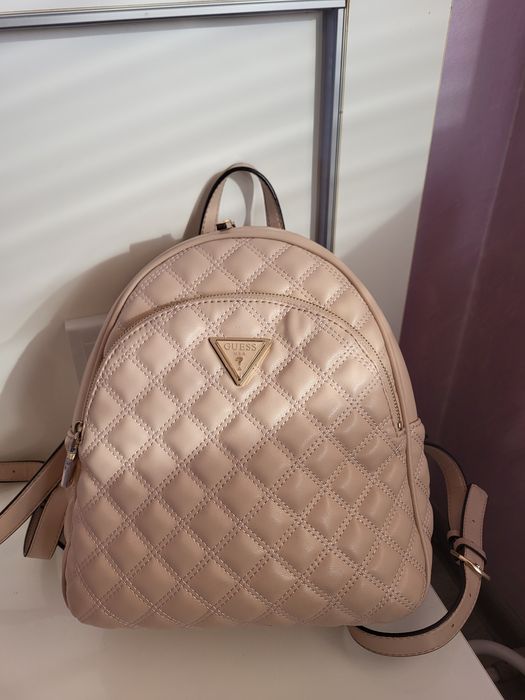 Дамска Раница Guess