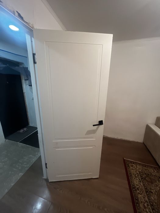 Срочно продаю двери