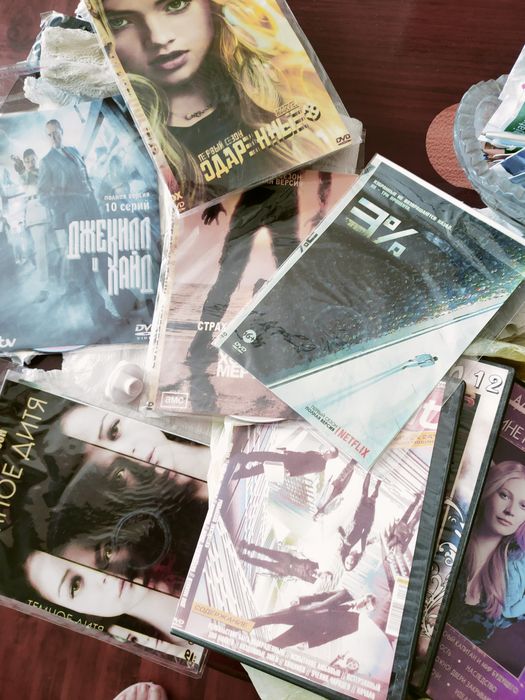 Продаю DVD- диски