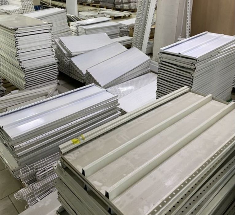 Витрина металлическая