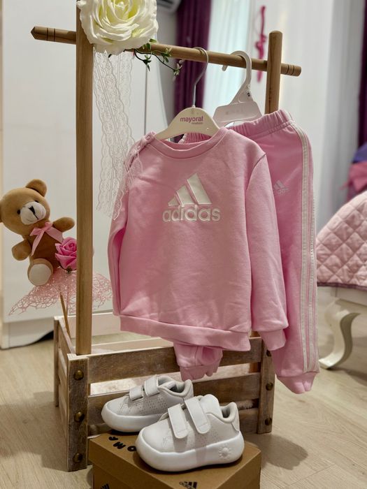 Дрехи и обувки 18 месеца/19 номер