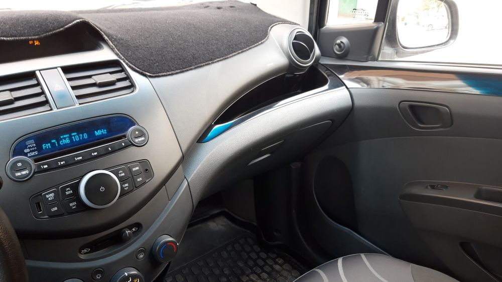 Спарк 2-позиция сотилади, холати яхши