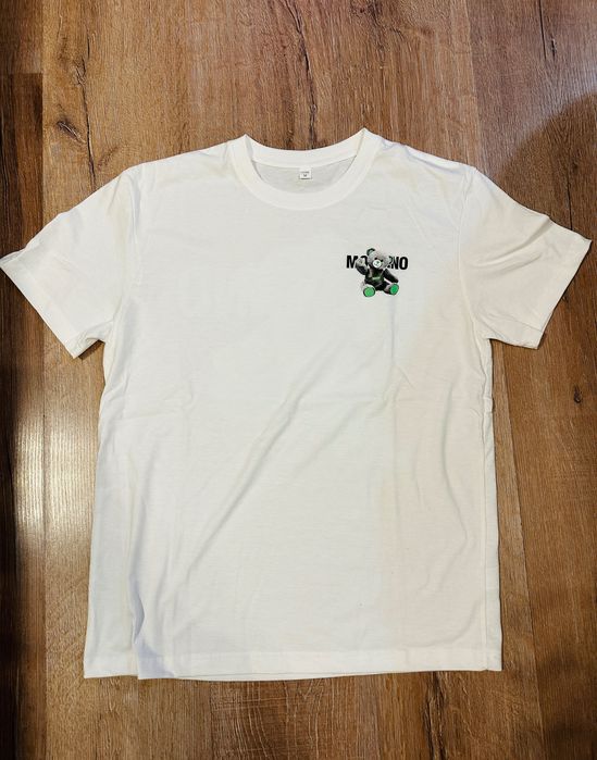 Тениски с къс ръкав