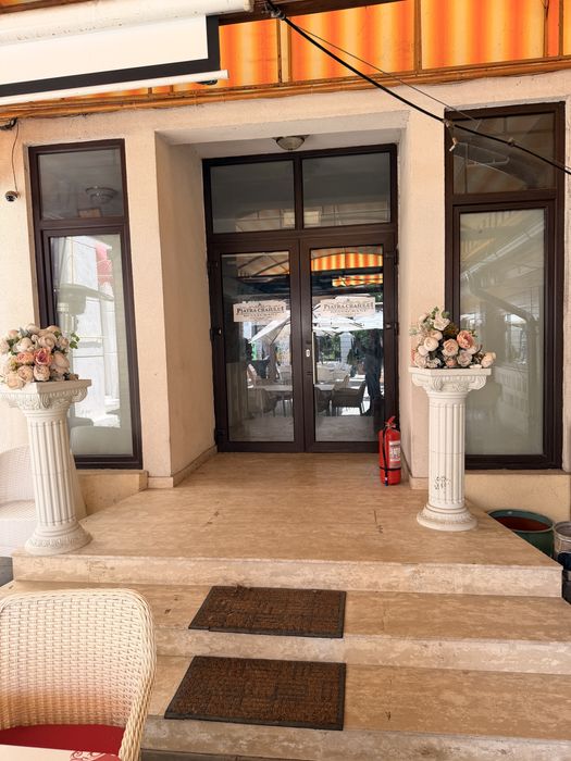 Inchiriez spatiu magazin chinezesc ultracentral P+M 600 mp